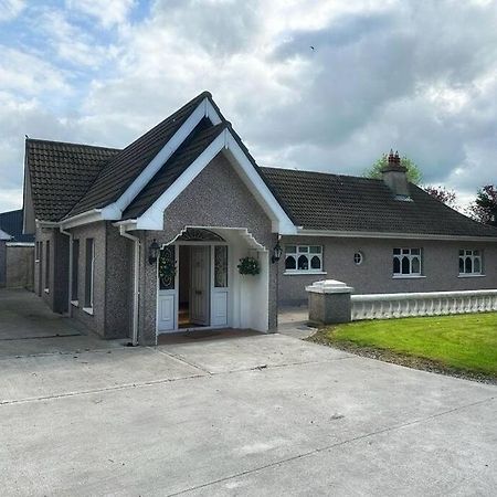 Entire Home At Ballysax House Newpark Екстериор снимка
