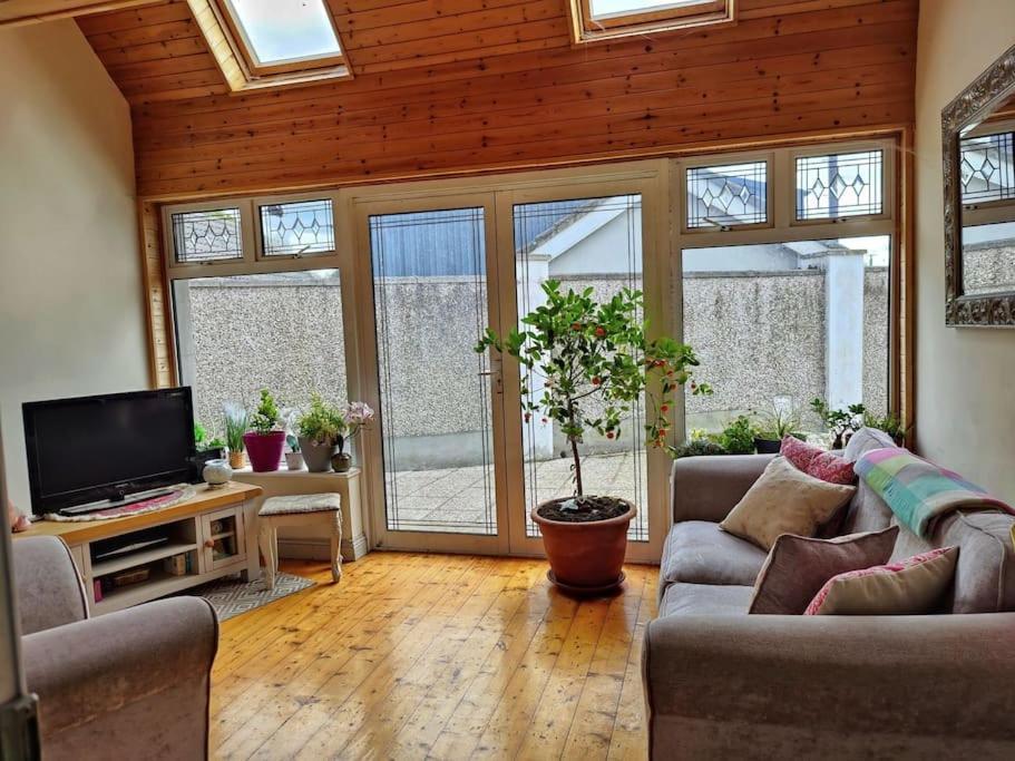 Entire Home At Ballysax House Newpark Екстериор снимка